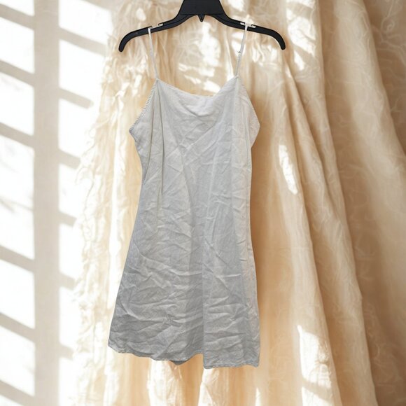 White Tie-Strap Mini Dress | Effortless Summer Staple ☀️ - Picture 1 of 4